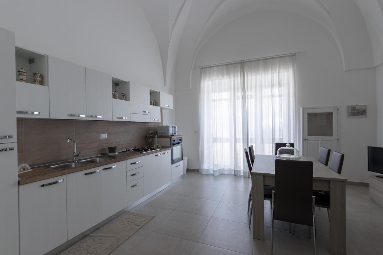 Drooms. Felline Exterior foto